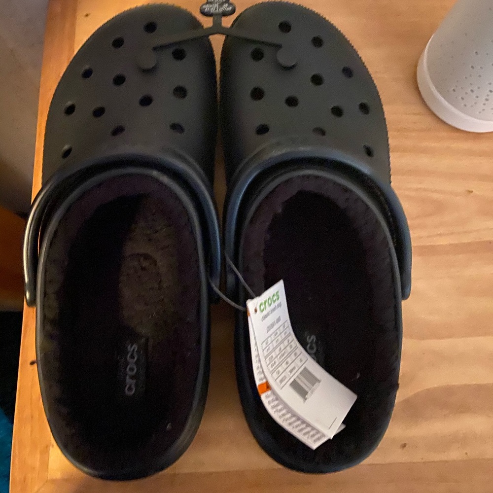 Men’s fleece lined crocs